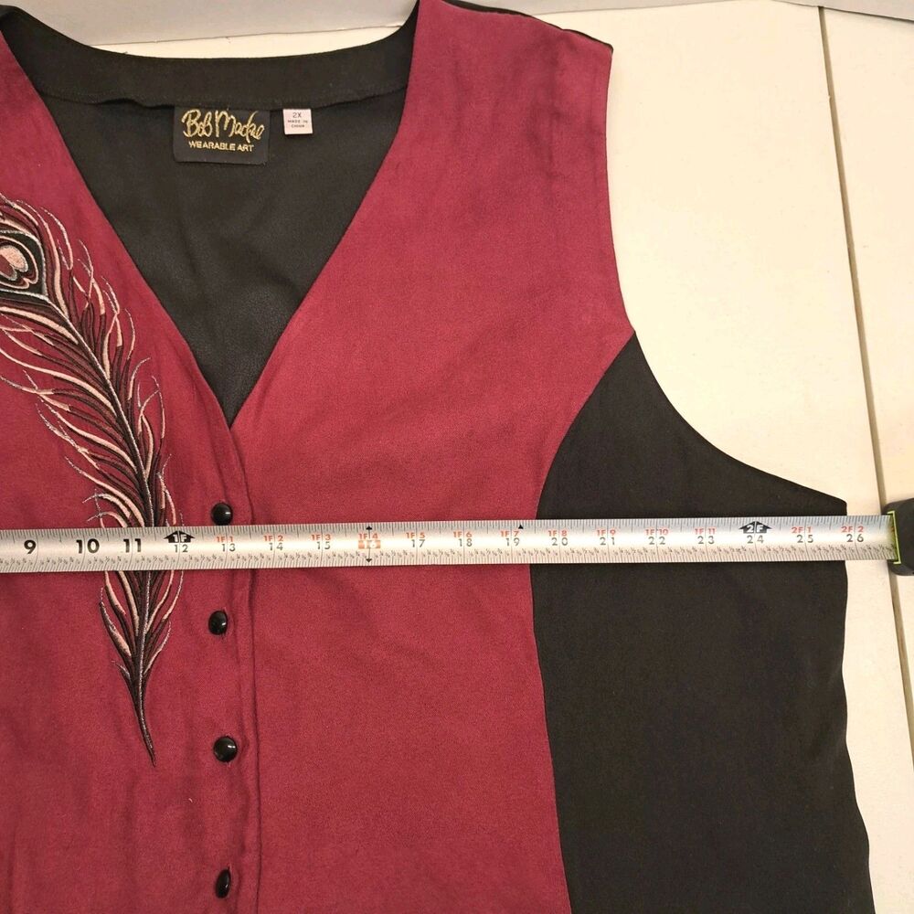 Bob Mackie Wearable Art Rouge Black Embroidered Peacock Feather Vest Size 2XL - Picture 7 of 8